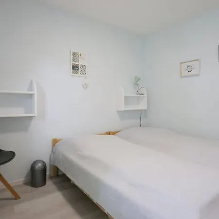 Urlauberdorf 48b *